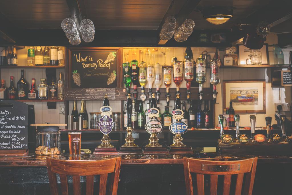 航船酒店 彭赞斯 外观 照片